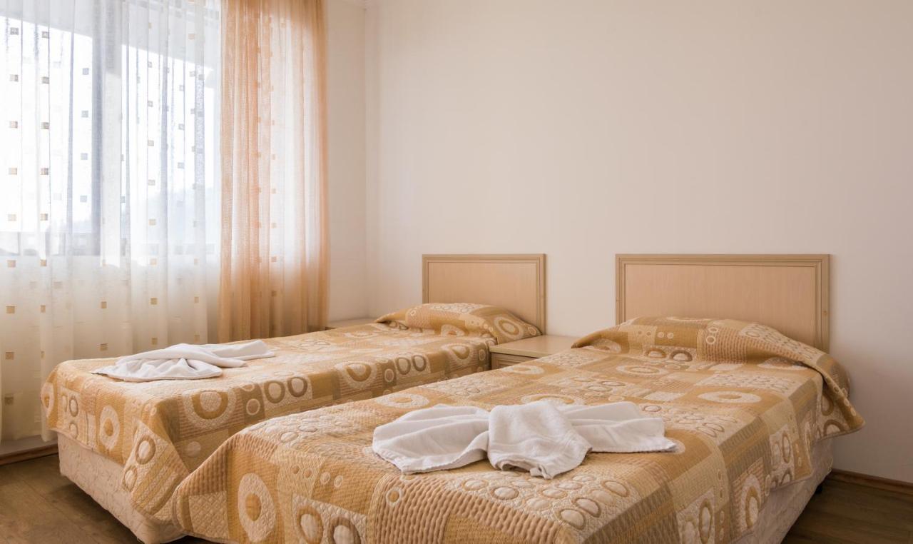 Apart Hotel Stenata Pamporovo Bagian luar foto