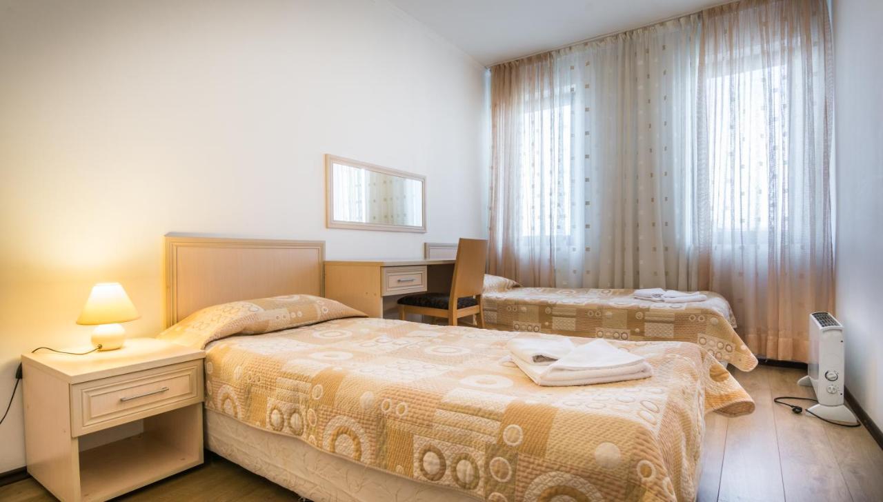 Apart Hotel Stenata Pamporovo Bagian luar foto